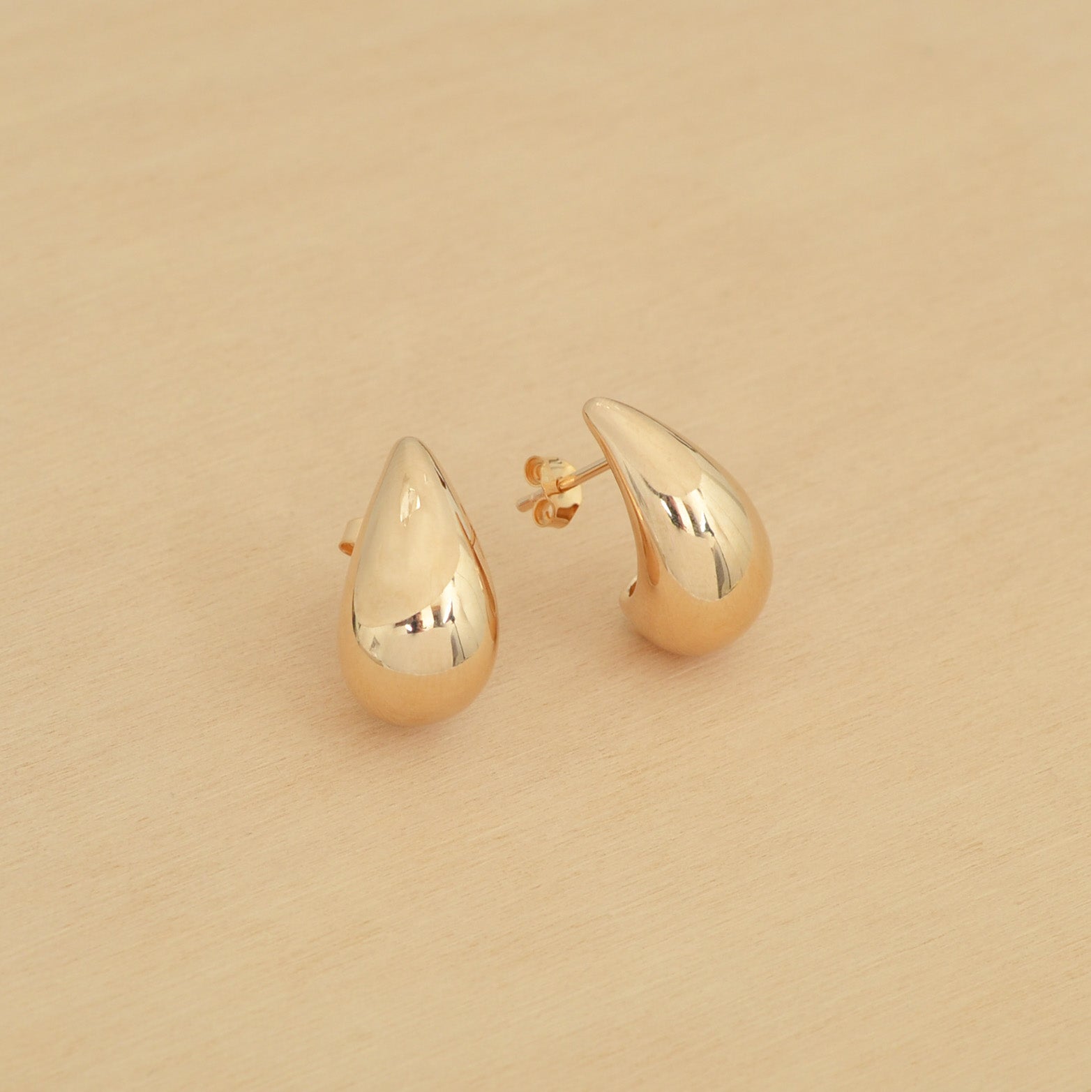 Boucles d'oreille GOUTTE (petites) - plaqué or