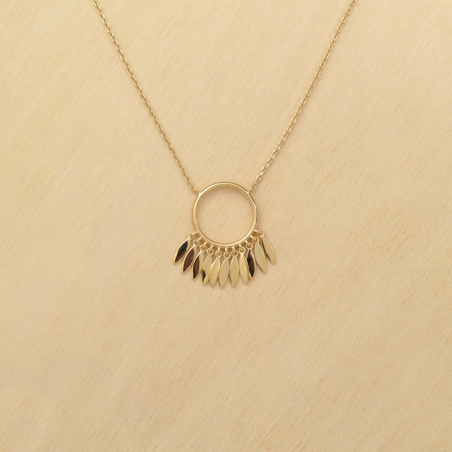 Collier SHADE cercle - plaqué or