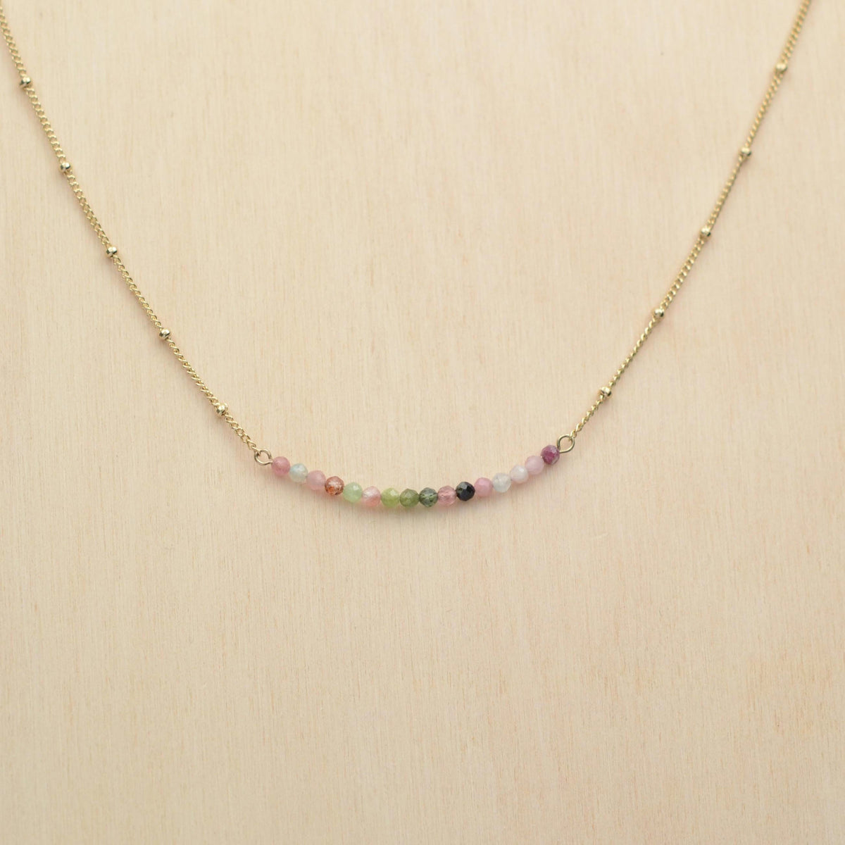 Collier PRUNE - plaqué à l'or fin 24 carats & tourmaline - Bijoux fantaisie femme | Votre boutique en ligne de bijoux fantaisie - yukablanc