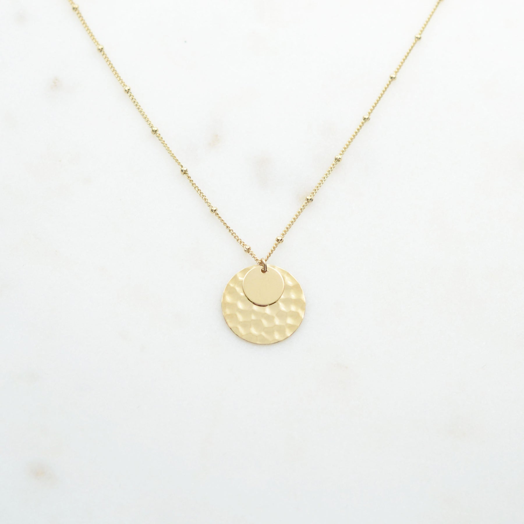Collier LUNE - plaqué à l'or fin 24 carats - Bijoux fantaisie femme | Votre boutique en ligne de bijoux fantaisie - yukablanc