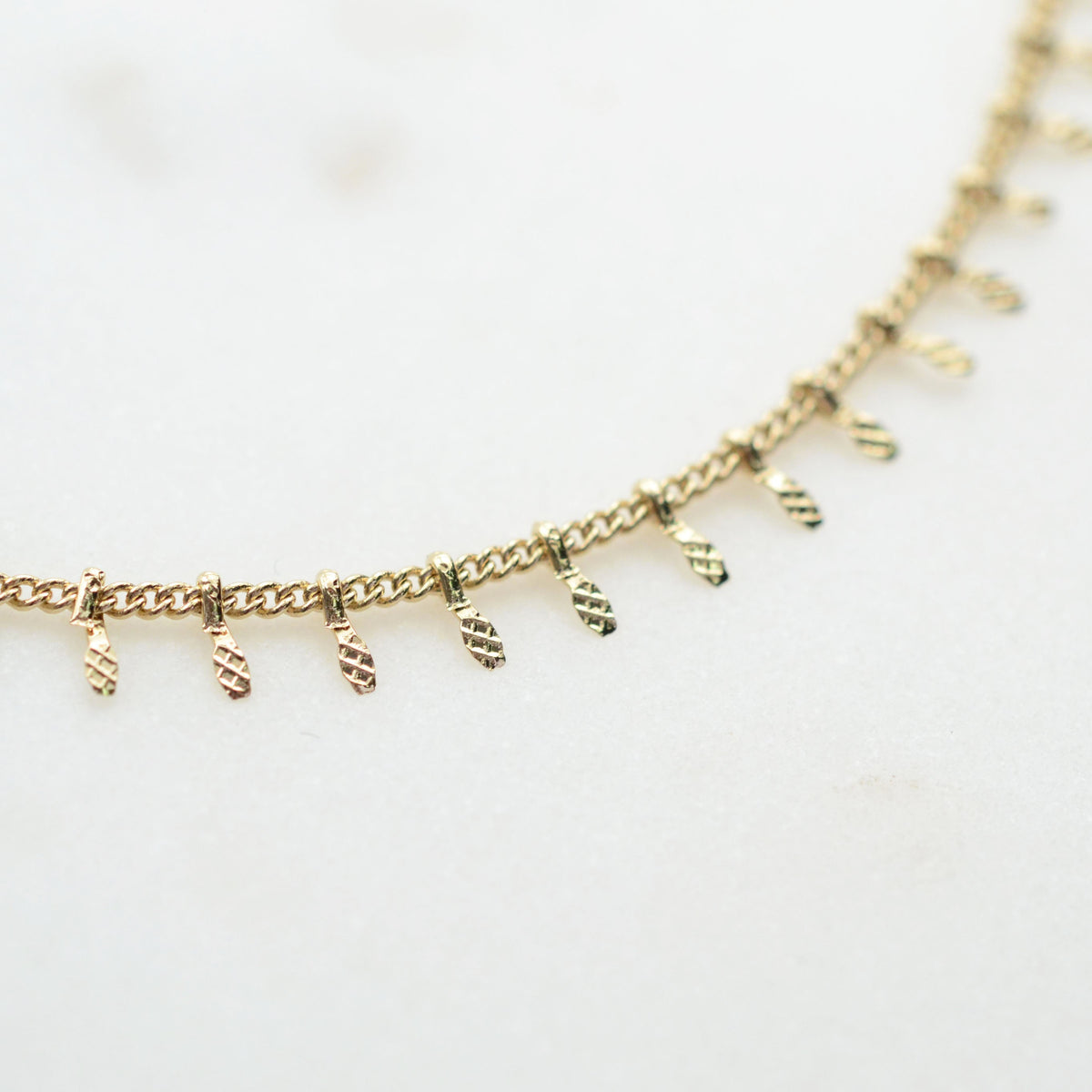 Collier THAÏS - plaqué à l'or fin 24 carats - Bijoux fantaisie femme | Votre boutique en ligne de bijoux fantaisie - yukablanc