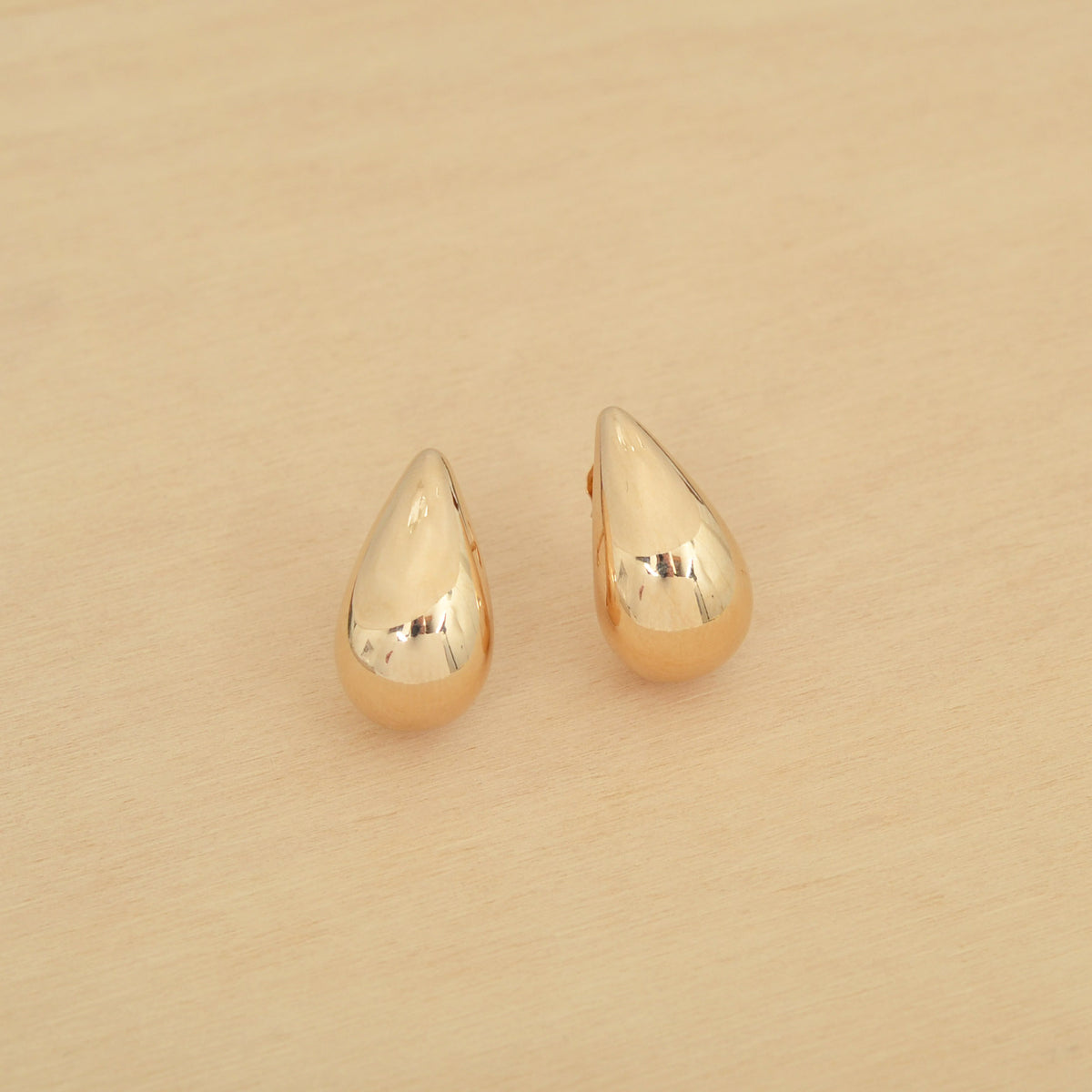 Boucles d'oreille GOUTTE (petites) - plaqué or