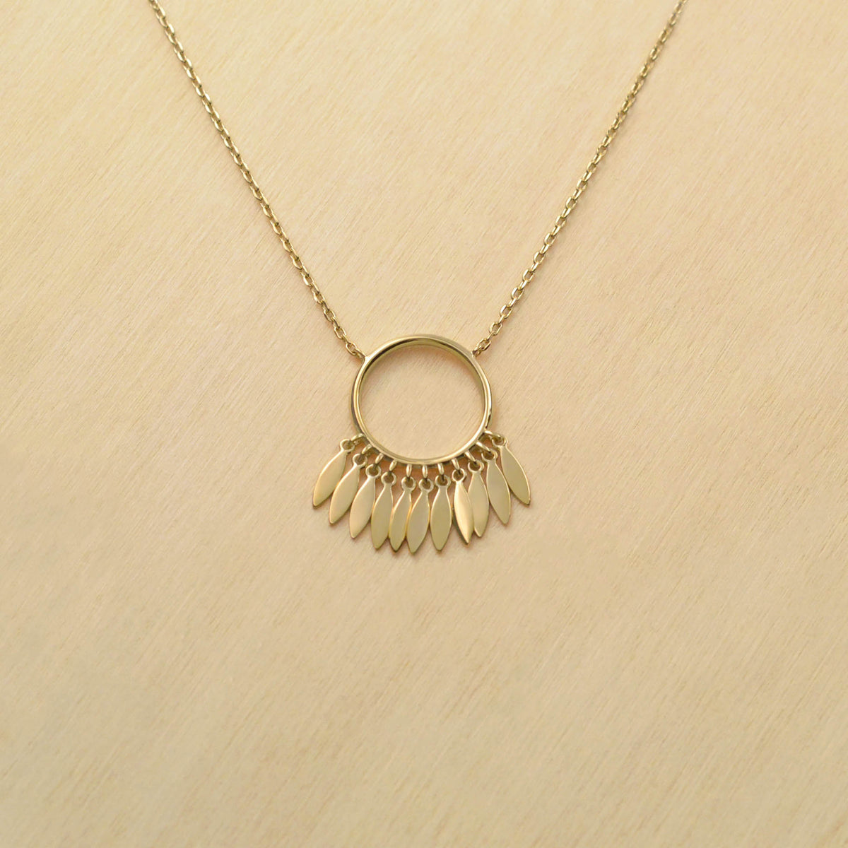 Collier SHADE cercle - plaqué or