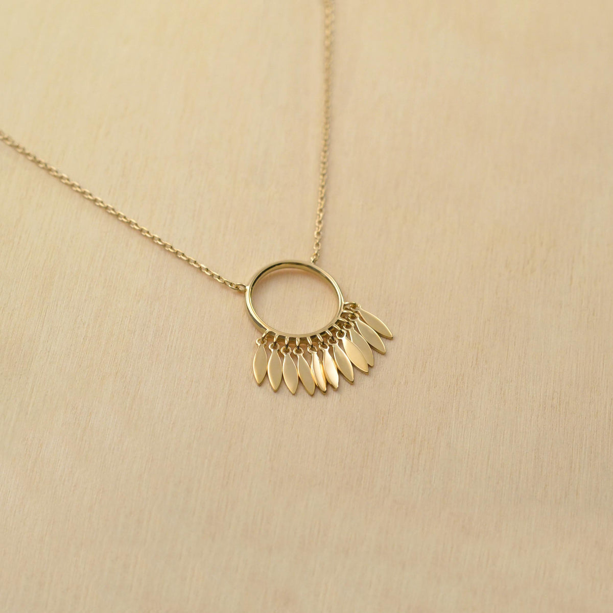 Collier SHADE cercle - plaqué or