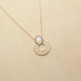 Collier PHÈDRE - plaqué or & pierre de lune - Bijoux fantaisie femme | Votre boutique en ligne de bijoux fantaisie - yukablanc