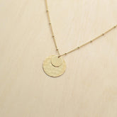 Collier LUNE - plaqué à l'or fin 24 carats - Bijoux fantaisie femme | Votre boutique en ligne de bijoux fantaisie - yukablanc